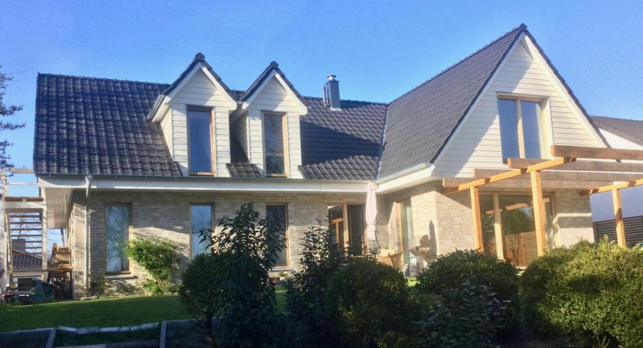 Moorblick! Grosse Dachwohnung Mit Kamin Und Sauna Leck Zewnętrze zdjęcie